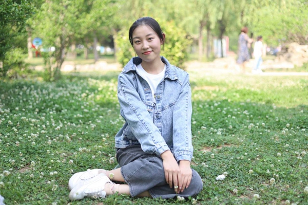 5a835554e2f34333aeec08217e663551.jpg 尉欣荣1.jpg