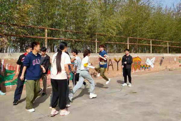 2815338d805d46eeae73ce8271cb6d0b.jpg 3.jpg