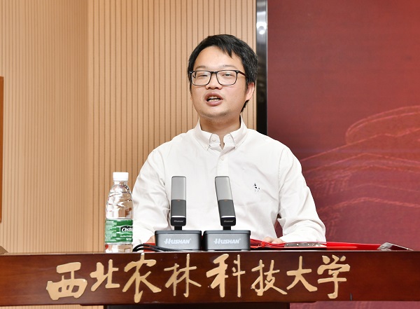 9aa5b6b40152484f8596aca324462c86.jpg _DSC2361.jpg